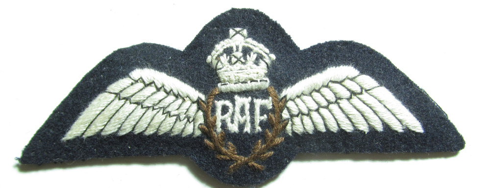 British WW2 Royal Air Force RAF Pilot Wings Badge Padded Mod