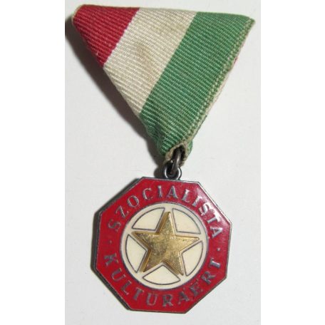 Hungarian For Socialist culture Medal