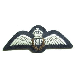    British WW2 Royal Air Force RAF Pilot Wings Badge padded mod 4.