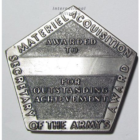Army Award for Outstanding Achievement, Material Acquisition Medal, Henry Knox (Secretary of War 1785-1794)