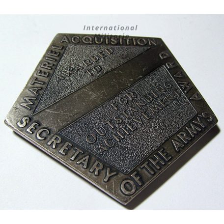 Army Award for Outstanding Achievement, Material Acquisition Medal, Henry Knox (Secretary of War 1785-1794)