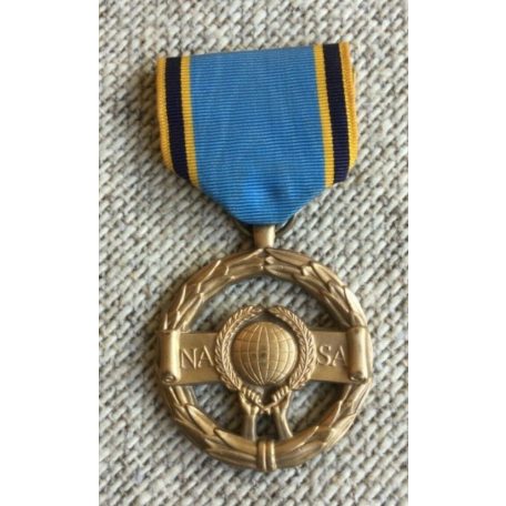 USA Full size US NASA Exceptional Service medal