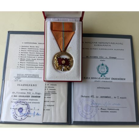 Hungarian Order for the Service of the Country Golden class awarded to a military doctor