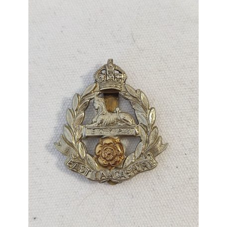 WW2 British East Lancashire Regiment Cap Badge