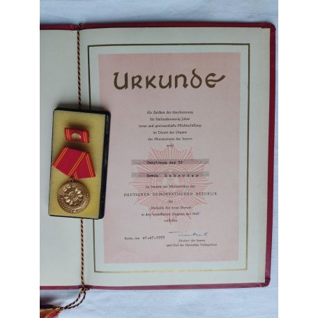 East Germany DDR For 25 Years of Faithful Service Medal with award certificate