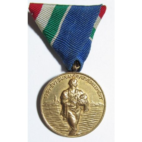 Hungarian Flood-prevention medal (Duna river) 1954