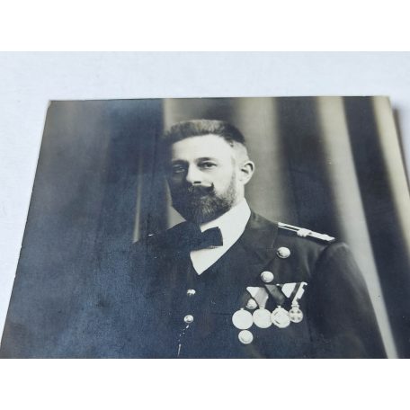 WW1 Navy officer wearing Austro-Hungarian medals, and rare German award,  Photo