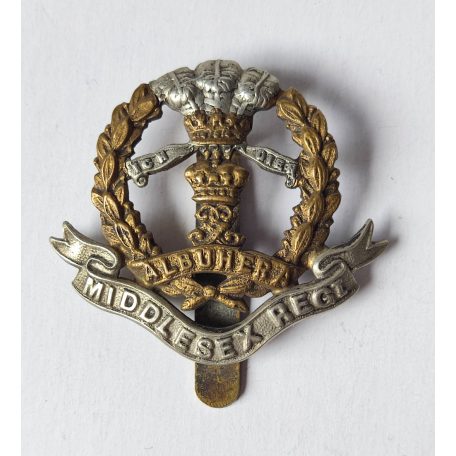 WW2 British Middlesex Regiment Cap Badge