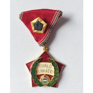   Hungarian Excellent Work Medal - Ministry of Heavy Industry device