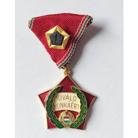 Hungarian Excellent Work Medal - Ministry of Heavy Industry device