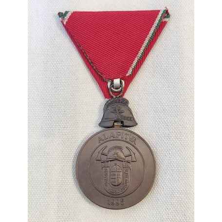 Hungarian Volunteer Firefighter Service Medal XL Years