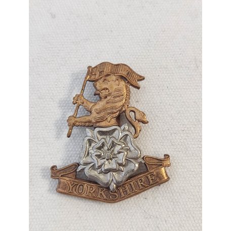 British Yorkshire Regiment Cap Badge 