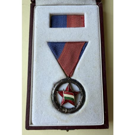 Hungarian Merit Medal For Sport achievements, Silver Class, cased set