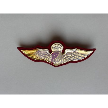 Indonesia Penerjun Polri Parachute Wings on Red background Felt Badge