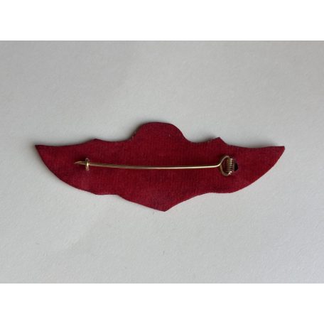 Indonesia Penerjun Polri Parachute Wings on Red background Felt Badge