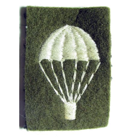 British (United Kingdom) Parachute Army Badge without Wings