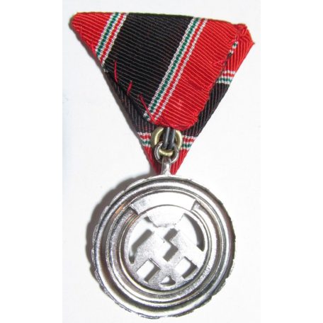 Hungarian Long Service Medal for Miners, Silver Grade,1957