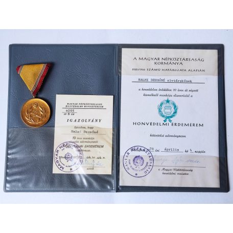 Hungarian 20 Years Defence Service Medal with Certificate