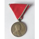 Hungarian WW2 Bronze Bravery Medal - Admiral Horthy type