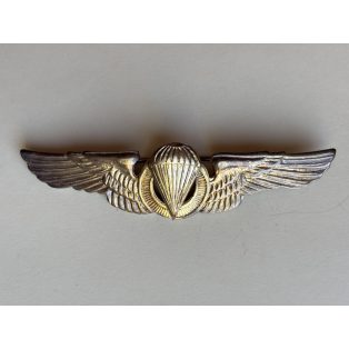 Indonesian Air Force Basic Parachutist Badge