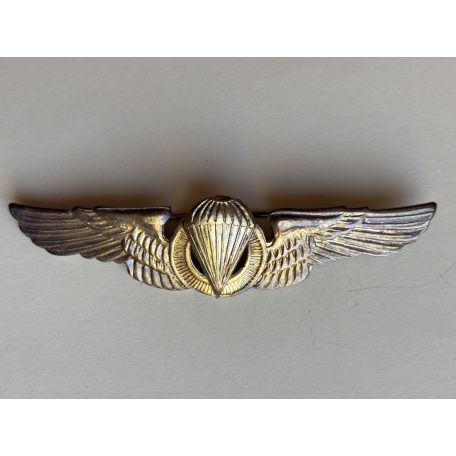 Indonesian Air Force Basic Parachutist Badge