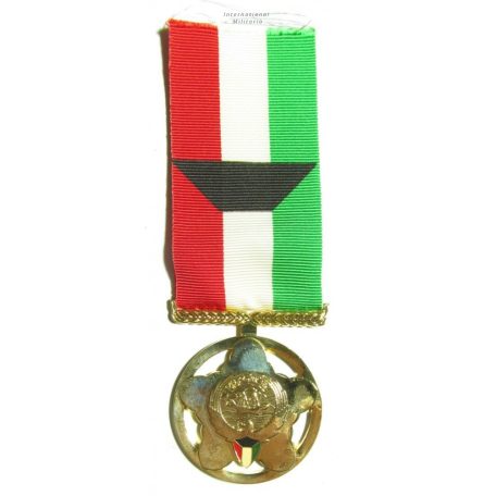 UAE Liberation of Kuwait Medal Third Class A bright gilt medal - Desert Storm