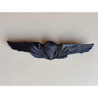   Indonesian Military TNI AD Para Dasar Parachutist Wing Subdued Black Badge