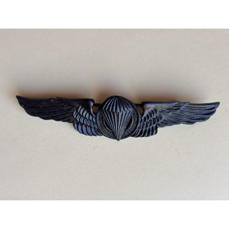 Indonesian Military TNI AD Para Dasar Parachutist Wing Subdued Black Badge