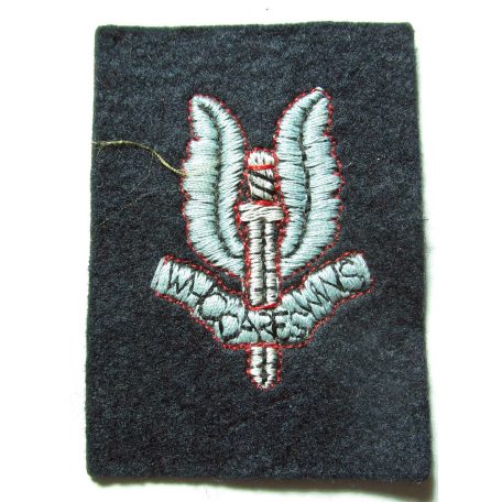 British (United Kingdom) WW2 Special Air Service SAS Insignia Cap Badge "Who Dares Wins"