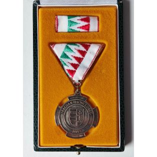   Hungary ww2 Commemorative Medal with Ribbon Bar in Box 1944-1989
