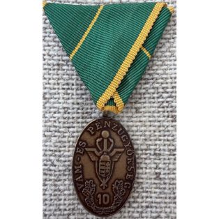   Hungarian Customs and Finance Guard 10 years Service Medal 1992M