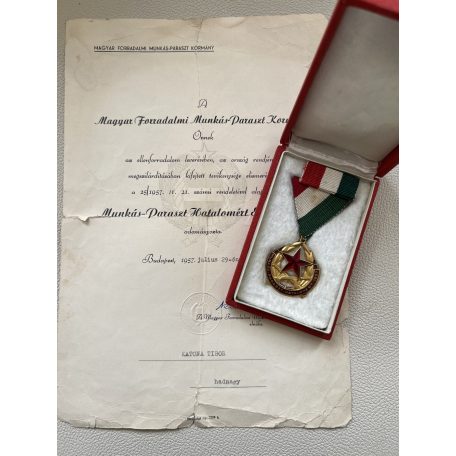 Hungarian Workers and Peasants Rule Medal (1956) + case & large award certificate