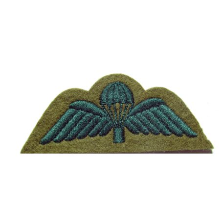 British (United Kingdom) Airborne Forces Para Wings Cloth Badge